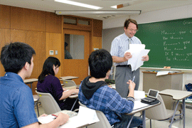 国際コミュニケーション学科