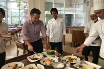 メルキュールホテル沖縄那覇 トマ・ヴィダル