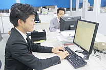 株式会社　沖縄ファミリーマート　商品部　商品課担当 稲福　直哉　