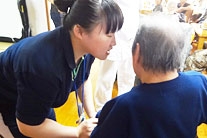 デイサービスセンター楽 武藤　奈津美